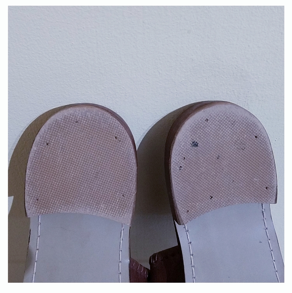 Jack Rogers Brown Leather Thong Sandals - Picture 13 of 15